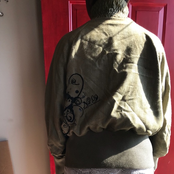 Jacket - Picture 4 of 5